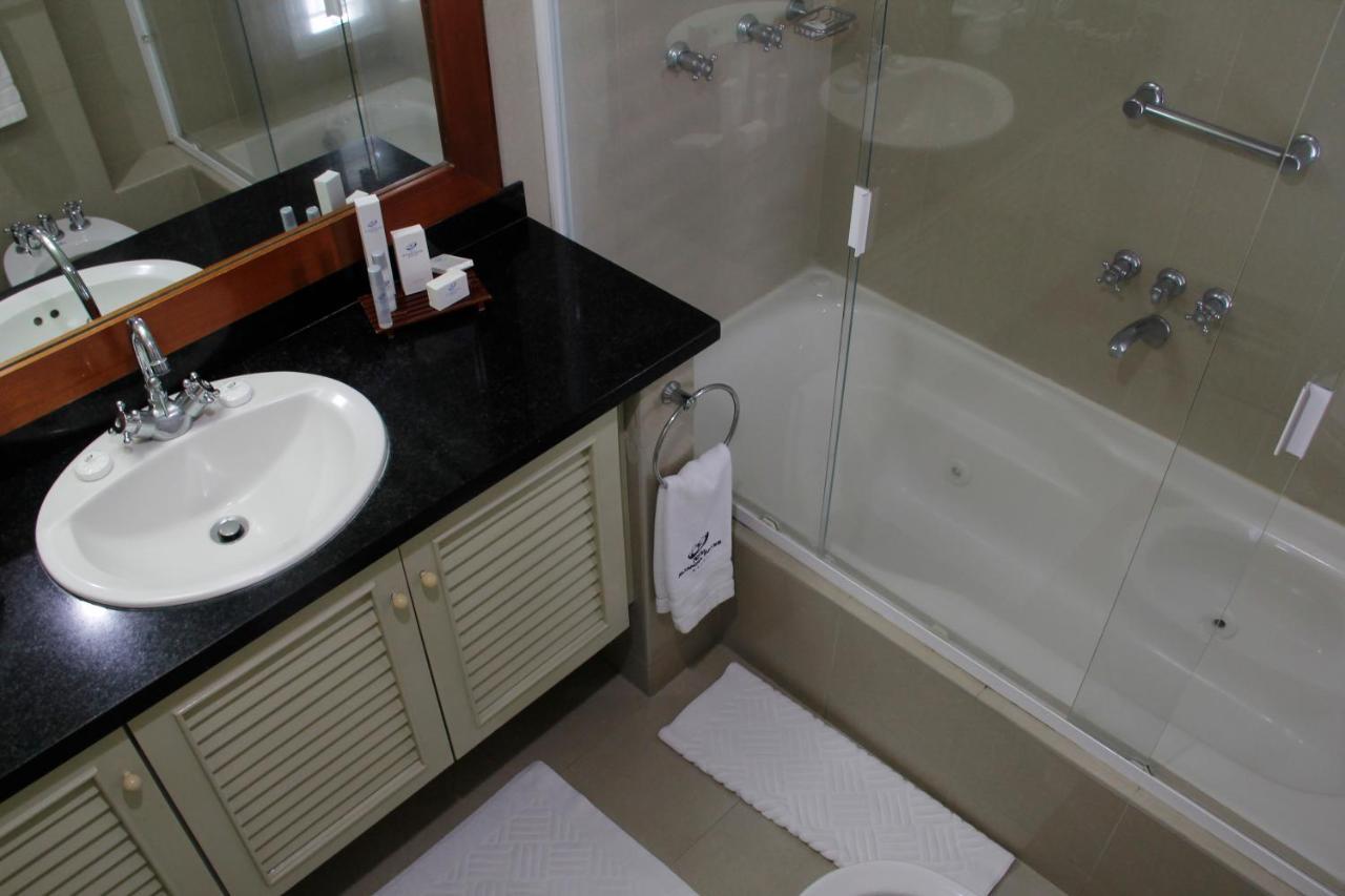 Hotel Altamira Suites Caracas Ngoại thất bức ảnh