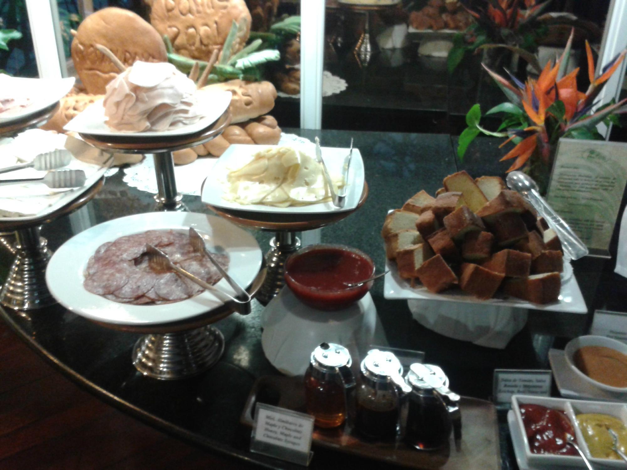 Hotel Altamira Suites Caracas Ngoại thất bức ảnh