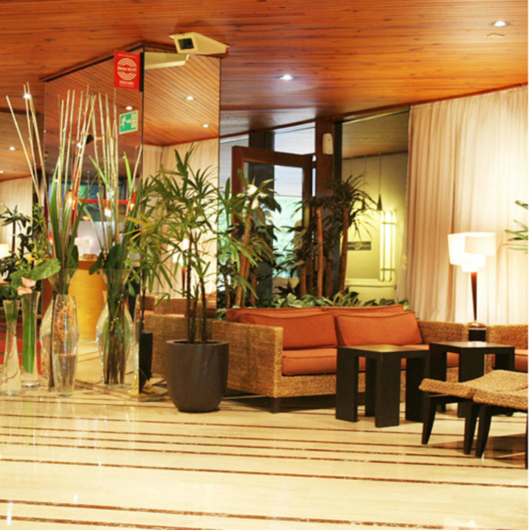 Hotel Altamira Suites Caracas Ngoại thất bức ảnh